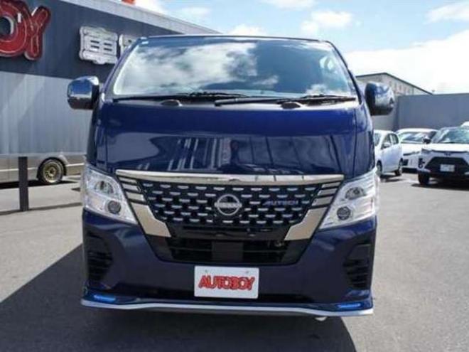 キャラバン2.4 AUTECH エクステリア セレクション ロングボディ ディーゼルターボ 4WD　エクステリアセレクション4WD　Bodyline新作17インチAW&薄型オーバーフェンダー&ベッドキットTYPE2　ヨコハマPARADA215/60R17 登録済未使用車 2400