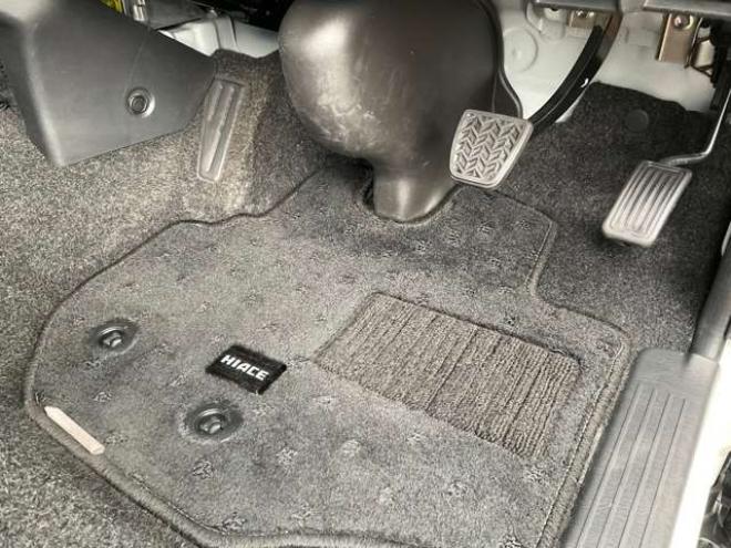 ハイエースバン2.8 スーパーGL ダークプライムII ロングボディ ディーゼルターボ 4WD　モデリスタフロントスポイラー　ワーク18インチAW　8インチナビTV 両側電動パワースライドドア 415COBRAフラットキット(ベッドキット) 2800