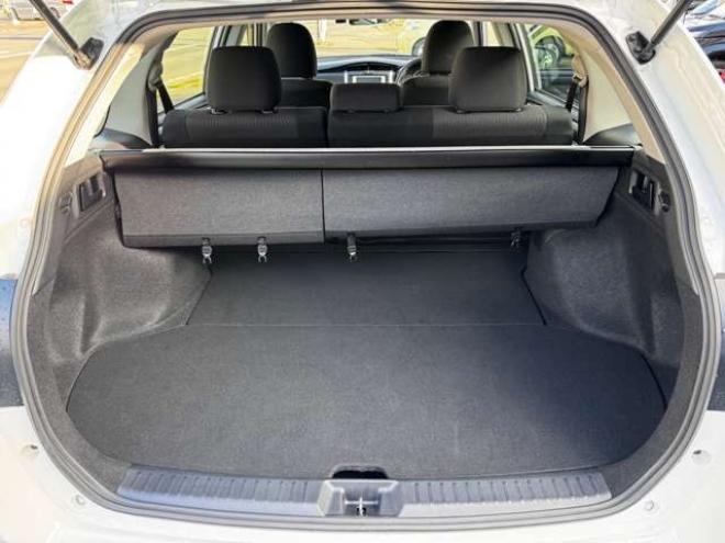 カローラフィールダー1.5 X  ビジネスパッケージ 4WD　キーレス・メモリーナビ・Bluetooth・横滑り防止・ワイパーデザイアー・ETC 1500