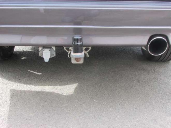 ランドクルーザー100 4.2 VXリミテッド Gセレクション ツーリングエディション ディーゼルターボ 4WD　クルーズコントロール/シートヒーター/パワーシート/ETC/社外ナビ/フルセグTV/バックカメラ/ヒッチメンバー/GANADORマフラー 4200