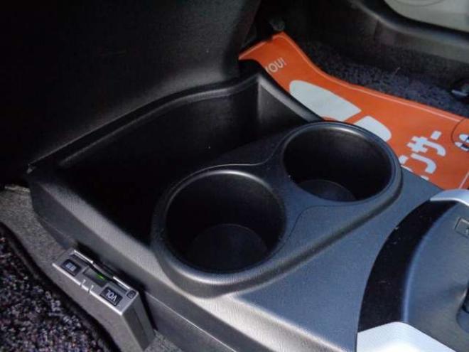 アクア1.5 S　ワンオーナー　スマートキー　純正エンスタ　純正ナビ 2WD 1500