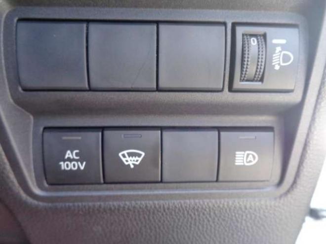 ヤリス1.5 ハイブリッド Z E-Four 4WD　ワンオーナー　スマートキー　純正エンスタ　純正ナビ 1500