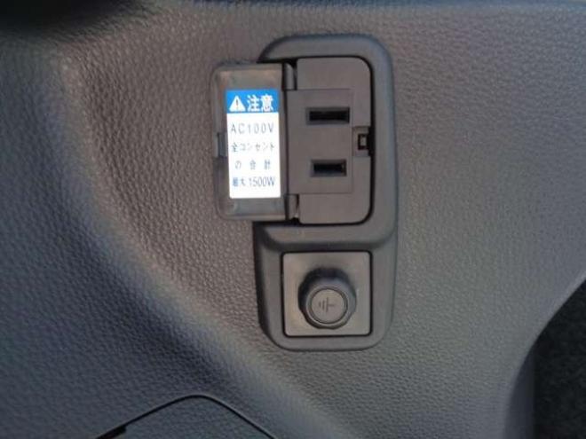 ヤリス1.5 ハイブリッド Z E-Four 4WD　ワンオーナー　スマートキー　純正エンスタ　純正ナビ 1500