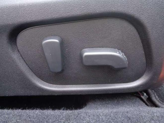 インプレッサXV2.0i-L アイサイト 4WD　純正ナビ　フルセグ　バックカメラ 2000