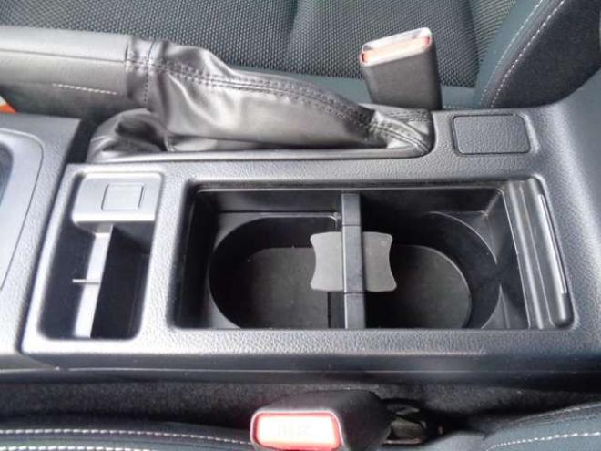 インプレッサXV2.0i-L アイサイト 4WD　純正ナビ　フルセグ　バックカメラ 2000