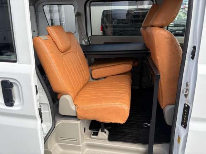 エブリィジョイン ターボ ハイルーフ 4WD　革調シートカバー　Body Lineベッドキッド　デイトナ15インチAW　キーレス　バックカメラ　Panasonicメモリナビ　Bluetooth　FM/AM　横滑り防止　衝突被害軽減システム　フォグランプ 660