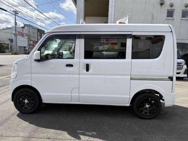 エブリィジョイン ターボ ハイルーフ 4WD　革調シートカバー　Body Lineベッドキッド　デイトナ15インチAW　キーレス　バックカメラ　Panasonicメモリナビ　Bluetooth　FM/AM　横滑り防止　衝突被害軽減システム　フォグランプ 660