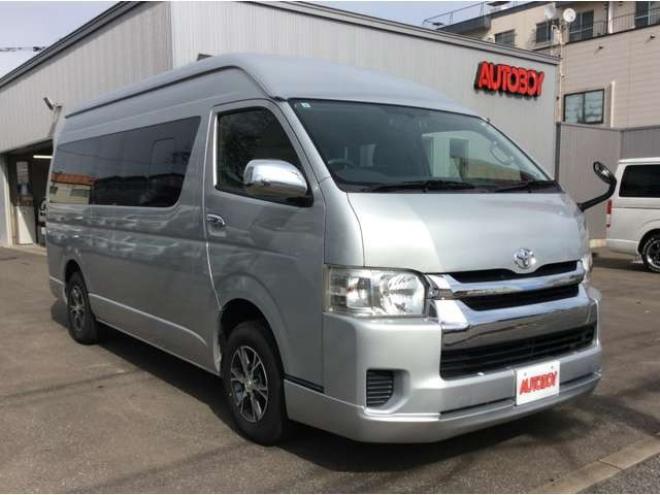 ハイエース2.7 グランドキャビン 4WD　片側パワースライドドア　前後ドライブレコーダー　リアヒーター&クーラー　キーレス　横滑り防止　純正ナビ　ワンセグTV　Bluetooth　CD　FM/AM　ETC　15インチAW　電動格納ミラー　バックカメラ 2700
