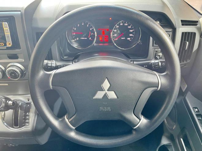 デリカ2.4ローデスト リミテッドED 4WD 5年保証 スマキー 夏冬タイヤ 寒冷地仕様 禁煙 車検整備2年付