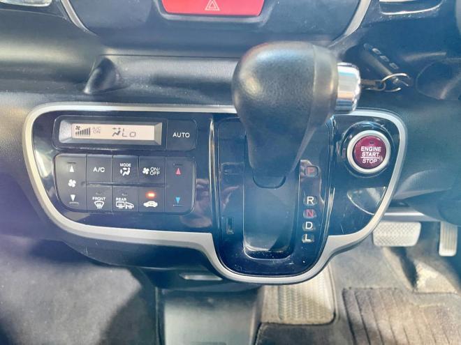 N-BOX660G Lパッケージ 4WD 5年保証 スマキー ナビ Bカメ HID 寒冷地仕様 禁煙 車検整備2年付 修復歴無