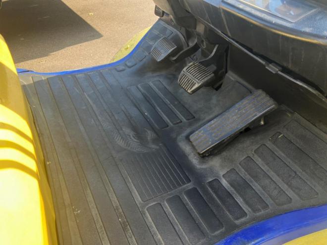 フォークリフトトヨタ　中古　8FD20　建機