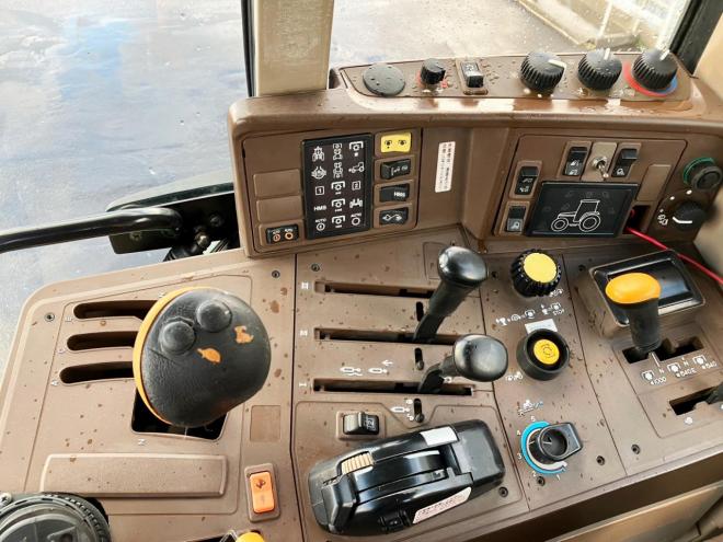 トラクタージョンディア　中古　JD6920