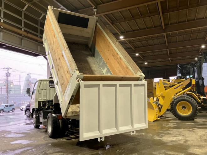 ダイナ中古　ファームダンプ