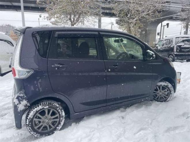 eKカスタムG　9日まで限　定プライ　ス　FF車　前輪駆動　スマートキー　アラウンドビューモニター 2WD 660