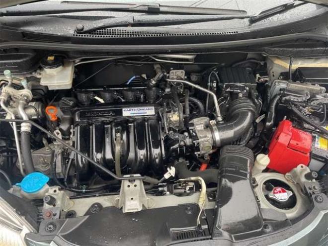 フィット1.5 ハイブリッド Lパッケージ 4WD　ナビ　TV　Rカメラ　レーダーブレーキ　LEDライト　エンスタ　ドラレコ　ETC 1500