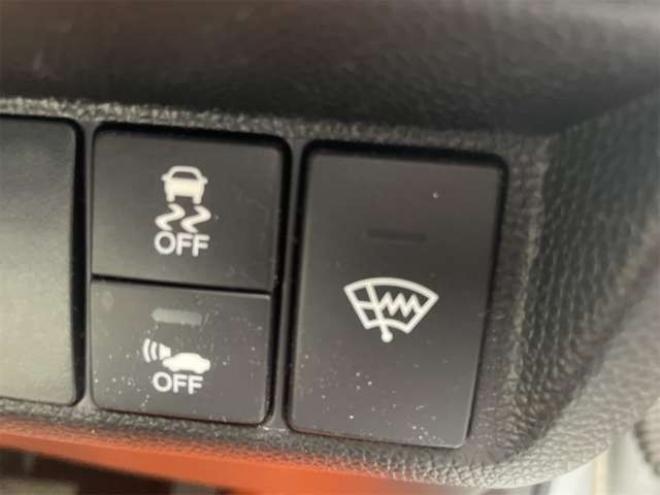 フィット1.5 ハイブリッド Lパッケージ 4WD　ナビ　TV　Rカメラ　レーダーブレーキ　LEDライト　エンスタ　ドラレコ　ETC 1500