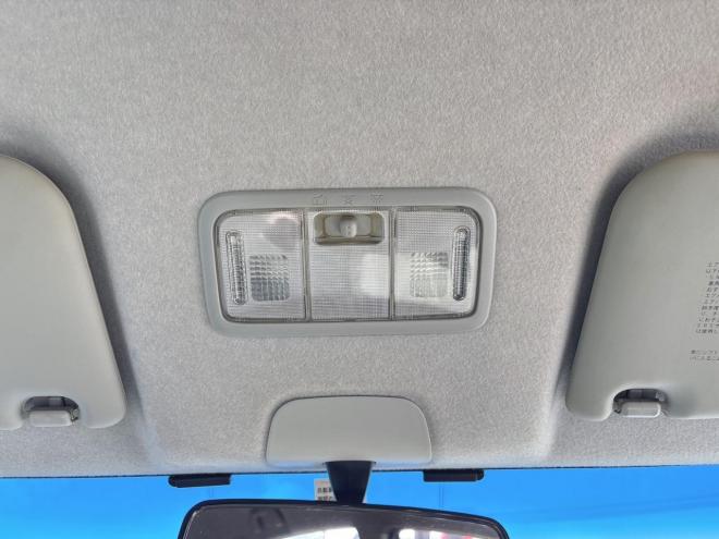 ムーヴ660カスタムR 4WD　ローンが不安な方＜優遇ローン＞寒冷地仕様　ユーザー買取車　社外ナビ 