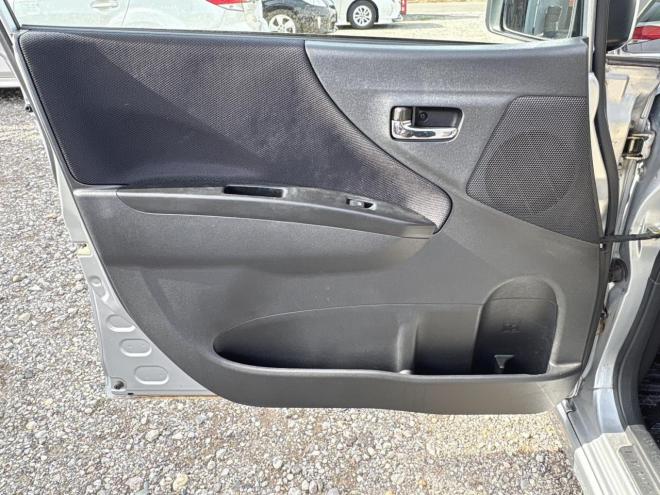 ムーヴ660カスタムR 4WD　ローンが不安な方＜優遇ローン＞寒冷地仕様　ユーザー買取車　社外ナビ 