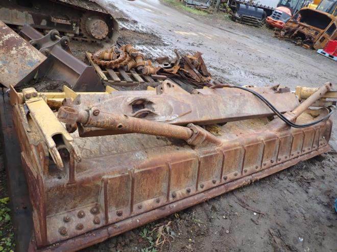 ブルドーザーD6R3　最終モデル