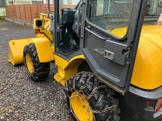 ホイールローダWA30-6 スノータイヤ＆チェーン付