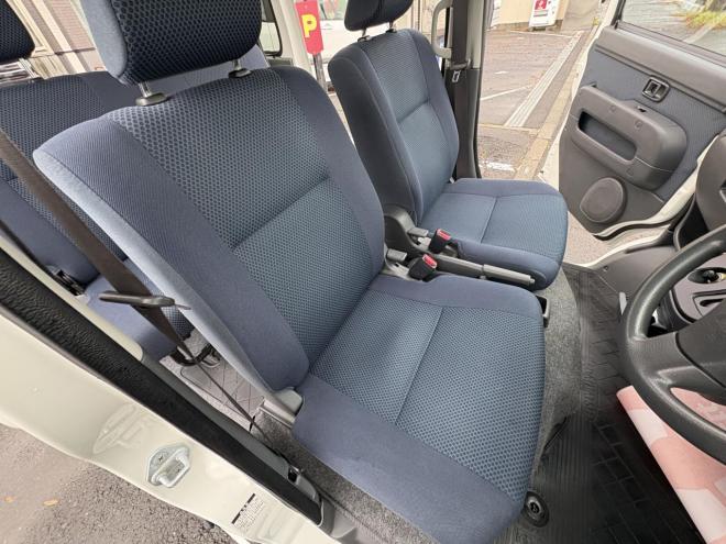 ハイゼットHIJET CRUGO 4WD CRUSE TURBO　錆少ない本州仕入　一家に1台軽パコ入庫　快適TURBO 地デジナビ　電動格納ミラー　ETC 全磨き済　エンジンオイル交換　オイルエレメント交換　ATF交換 4WD 660 5Dr