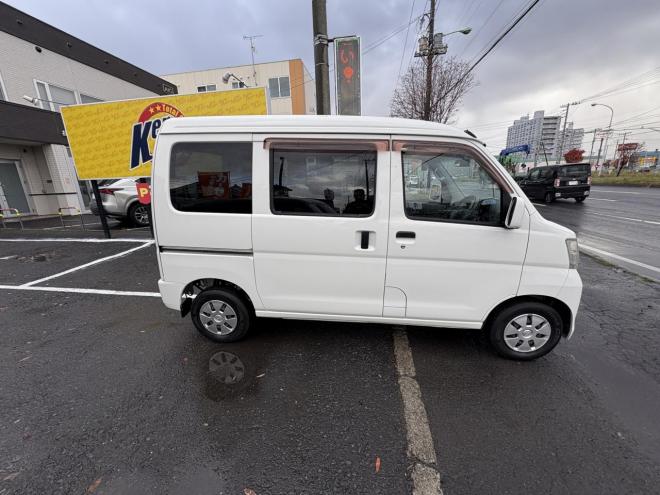 ハイゼットHIJET CRUGO 4WD CRUSE TURBO　錆少ない本州仕入　一家に1台軽パコ入庫　快適TURBO 地デジナビ　電動格納ミラー　ETC 全磨き済　エンジンオイル交換　オイルエレメント交換　ATF交換 4WD 660 5Dr