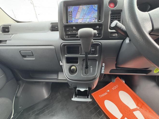 ハイゼットHIJET CRUGO 4WD CRUSE TURBO　錆少ない本州仕入　一家に1台軽パコ入庫　快適TURBO 地デジナビ　電動格納ミラー　ETC 全磨き済　エンジンオイル交換　オイルエレメント交換　ATF交換 4WD 660 5Dr