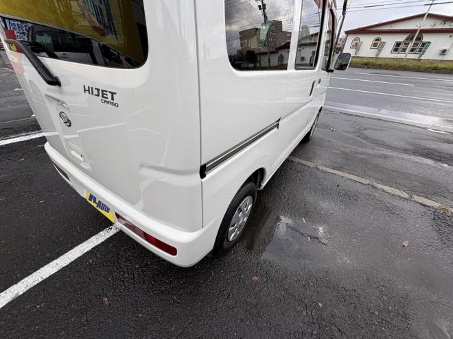 ハイゼットHIJET CRUGO 4WD CRUSE TURBO　錆少ない本州仕入　一家に1台軽パコ入庫　快適TURBO 地デジナビ　電動格納ミラー　ETC 全磨き済　エンジンオイル交換　オイルエレメント交換　ATF交換 4WD 660 5Dr