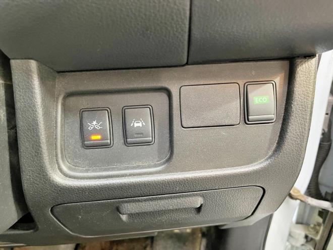 セレナ2.0ハイウェイスターAセーフティPKG 4WD 5年保証 スマキー ナビTV Bカメ ETC 寒冷地仕様 禁煙 車検整備2年付 修復歴無