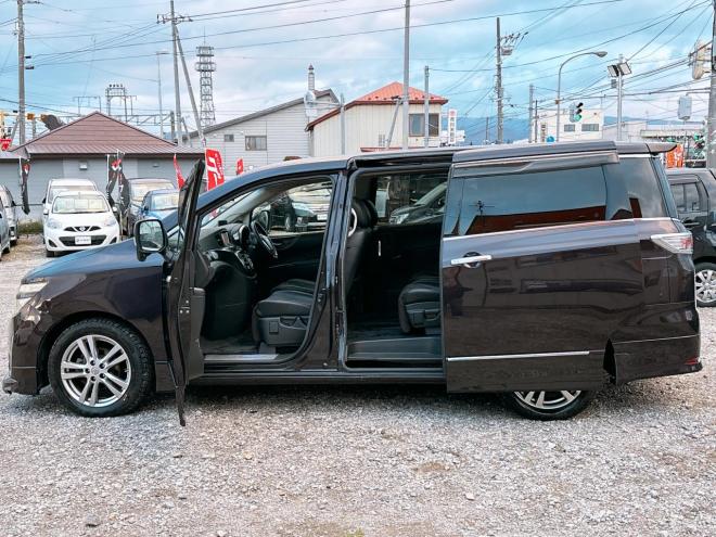 エルグランド2.5 250ハイウェイスター 4WD　ローンが不安な方＜優遇ローン＞1年保証　本州仕入　寒冷地仕様