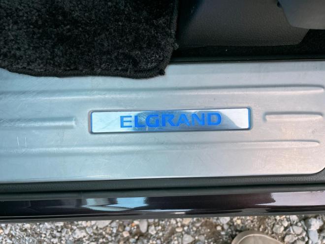 エルグランド2.5 250ハイウェイスター 4WD　ローンが不安な方＜優遇ローン＞1年保証　本州仕入　寒冷地仕様