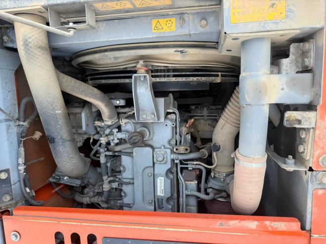 バックホーZX120-5B