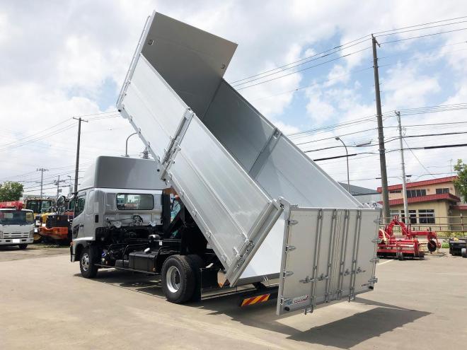 レンジャープロ未使用　ワイドファームダンプ　5.3m　中型トラック　nfd