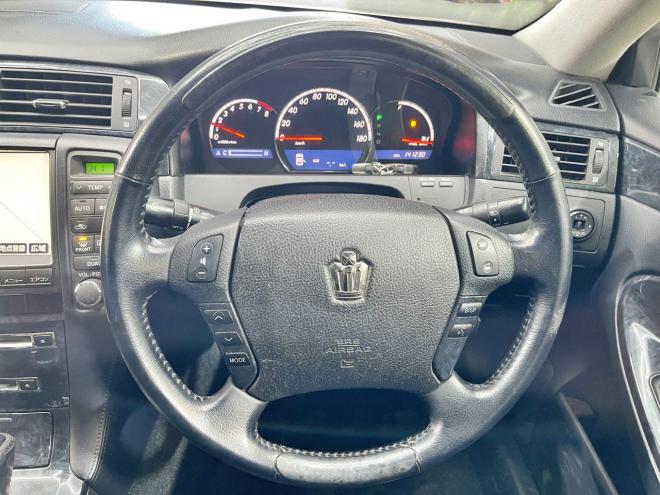 クラウンアスリート2.5i-Four60thスペシャルED 4WD 5年保証 スマキー ナビ Bカメ ETC 寒冷地仕様 禁煙 車検整備2年付