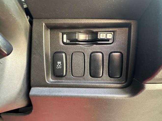 デリカD：5 2.2 シャモニー ディーゼルターボ 4WD　ワンオーナー/社外ナビ/両側パワスラ/ETC 2300