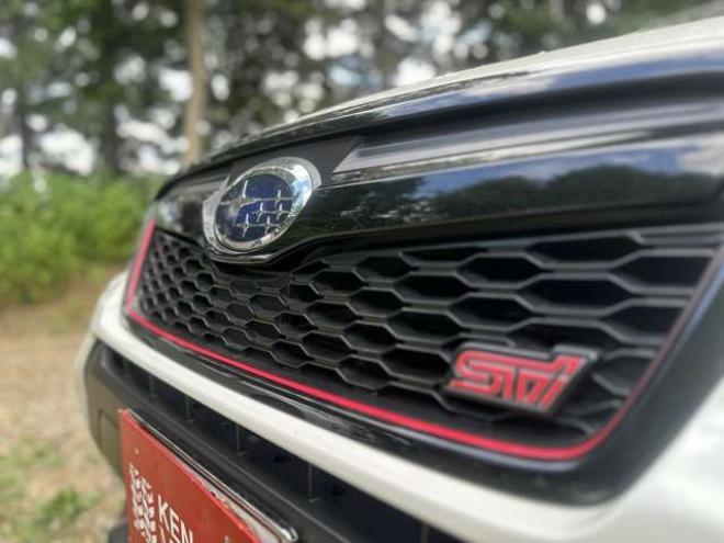 フォレスター2.0 tS 4WD　300台限定車/ターボ/社外ナビ/Bカメラ/電動リアゲート 2000