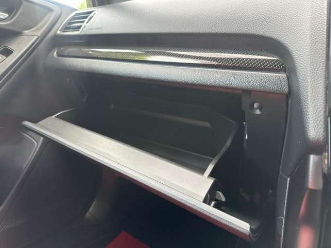 フォレスター2.0 tS 4WD　300台限定車/ターボ/社外ナビ/Bカメラ/電動リアゲート 2000