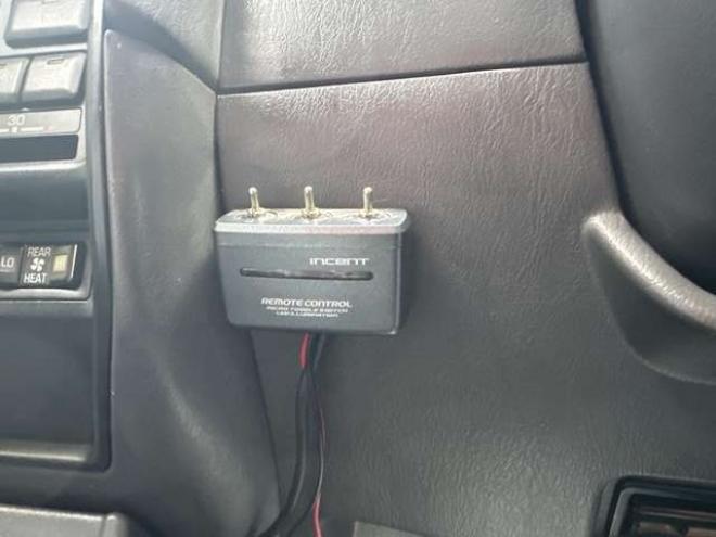 ランドクルーザー80 4.2 VXリミテッド EGR装着車 ディーゼルターボ 4WD　リフトアップ　社外バンパー　3連メーター　サンルーフ　キーレス　クルーズコントロール　ETC　パワステ　パワーウィンドウ　社外ナビ　社外アルミ　キーレスエントリー 4200