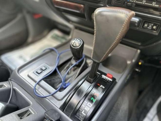 ランドクルーザー80 4.2 VXリミテッド EGR装着車 ディーゼルターボ 4WD　リフトアップ　社外バンパー　3連メーター　サンルーフ　キーレス　クルーズコントロール　ETC　パワステ　パワーウィンドウ　社外ナビ　社外アルミ　キーレスエントリー 4200