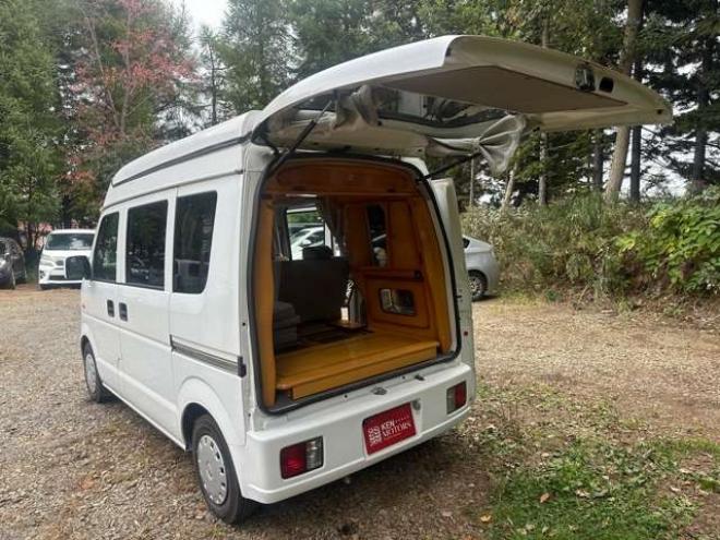 エブリィジョイン ハイルーフ 4WD　ポップアップルーフ　FFヒーター　サブバッテリー　700Wインバータリアヒーター　シンク　給水タンク　テーブル　禁煙車　パワステ　パワーウィンドウ　キーレス 660