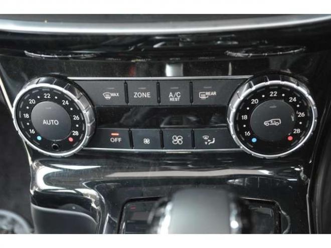 ベンツGクラス G350d ロング ディーゼルターボ 4WD　G350d ロング ディーゼルターボ 4WD　ワンオーナー車ACC　SR　黒革シート　harmankardonサウンド　ナビ　TV　Bカメラ　Bluetooth接続　メモリ付き電動シート　シートヒーター　Hバイキセノン　アンビエントライト 正規輸入車 3000