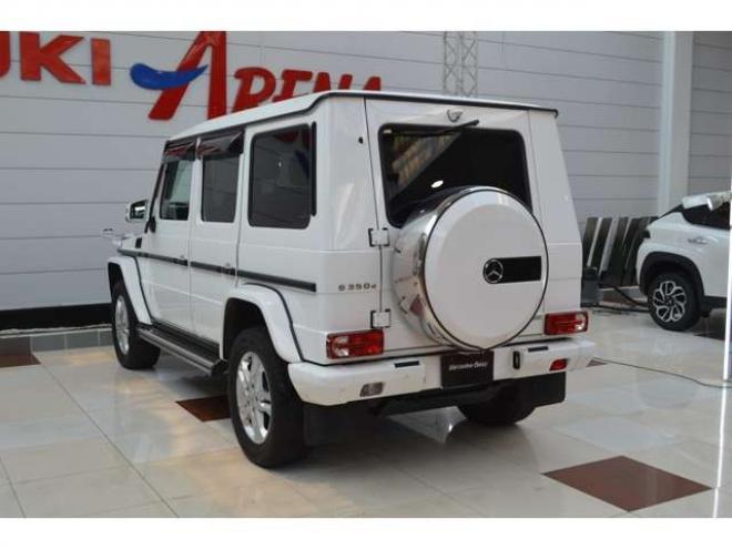 ベンツGクラス G350d ロング ディーゼルターボ 4WD　G350d ロング ディーゼルターボ 4WD　ワンオーナー車ACC　SR　黒革シート　harmankardonサウンド　ナビ　TV　Bカメラ　Bluetooth接続　メモリ付き電動シート　シートヒーター　Hバイキセノン　アンビエントライト 正規輸入車 3000