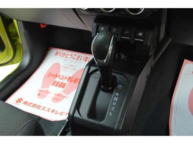 ジムニーXC 4WD　ワンオーナー車セーフティサポート搭載4WDターボ純正ディスプレイオーディオバックカメラLEDライトクルーズコントロールデュアルセンサーブレーキサポート誤発信抑制機能 660