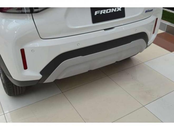 フロンクス1.5 4WD　ハイブリット4WDセーフティサポート搭載4WDスズキコネクト対応通信機装着車アダプティブクルーズコントロール全方位モニター付き9インチナビTVバックカメラハイビームアシストLEDライト 登録済未使用車 1500