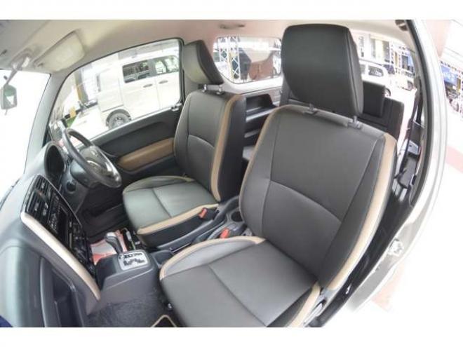 ジムニーランドベンチャー 4WD　ワンオーナー特別仕様車4WDターボフロアオートマチックCDハーフレザーシートヒーター 660