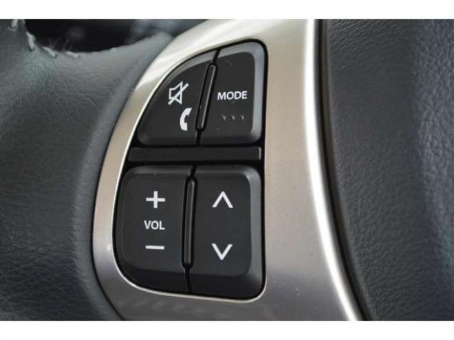 ジムニーランドベンチャー 4WD　ワンオーナー特別仕様車4WDターボフロアオートマチックCDハーフレザーシートヒーター 660