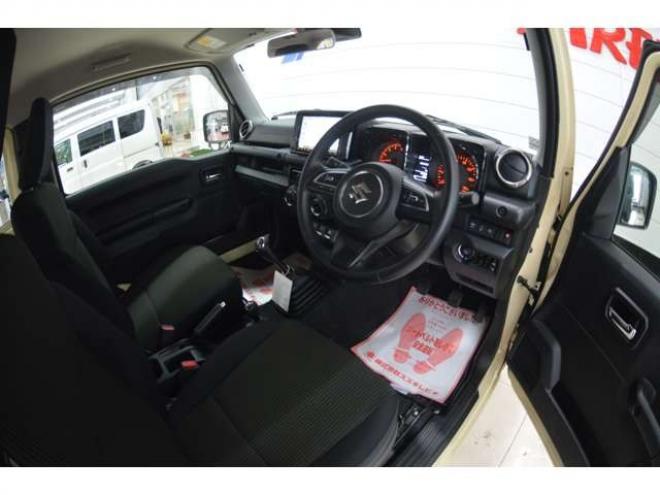 ジムニーXC 4WD　ワンオーナーセーフティサポート搭載4WDターボデュアルセンサーブレーキサポート誤発信抑制機能SDナビTVクルーズコントロールLEDライトETC 660
