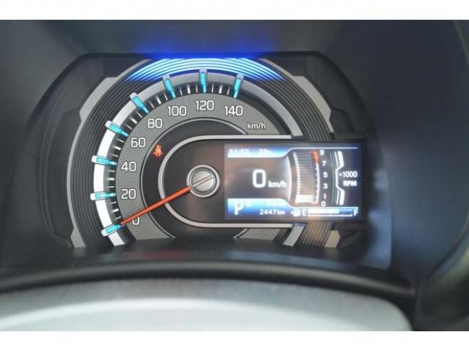 ハスラータフワイルド 4WD　ワンオーナー特別仕様車ハイブリッド4WDセーフティサポート搭載アイドリングストップデュアルカメラブレーキサポート後退時ブレーキサポート横滑り防止装置ハイビームアシストLEDアダプティブクルーズコントロール 660