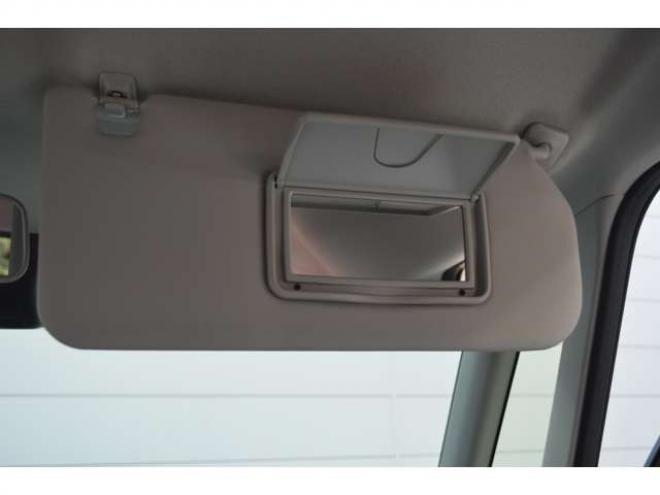 ワゴンRスマイルハイブリッド X 4WD　クリームコーデセーフティサポートスズキコネクト対応9インチ全方位ナビLEDハイブリット4WDセーフティサポート搭載アイドリングストップハイビームアシストLEDライト両側オートスライドドアパーキングセンサー 登録済未使用車 660