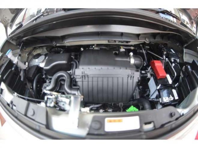 ワゴンRスマイルハイブリッド X 4WD　クリームコーデセーフティサポートスズキコネクト対応9インチ全方位ナビLEDハイブリット4WDセーフティサポート搭載アイドリングストップハイビームアシストLEDライト両側オートスライドドアパーキングセンサー 登録済未使用車 660